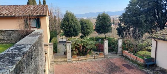 9-Zimmer Villa in Arezzo, Italy, Nr. 234477 2