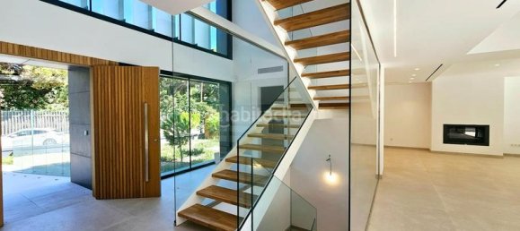 5 bedrooms House in Gava, Spain No. 73270 24