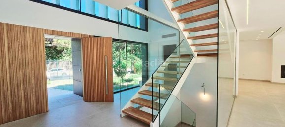 5 bedrooms House in Gava, Spain No. 73270 12