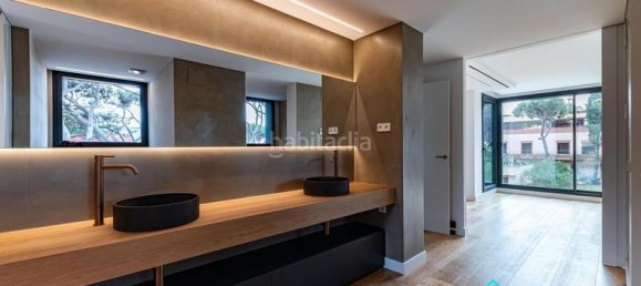 5 bedrooms House in Gava, Spain No. 73270 20