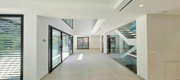 5 bedrooms House in Gava, Spain No. 73270 49