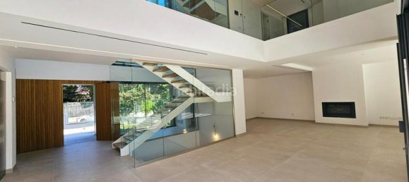 5 bedrooms House in Gava, Spain No. 73270 10