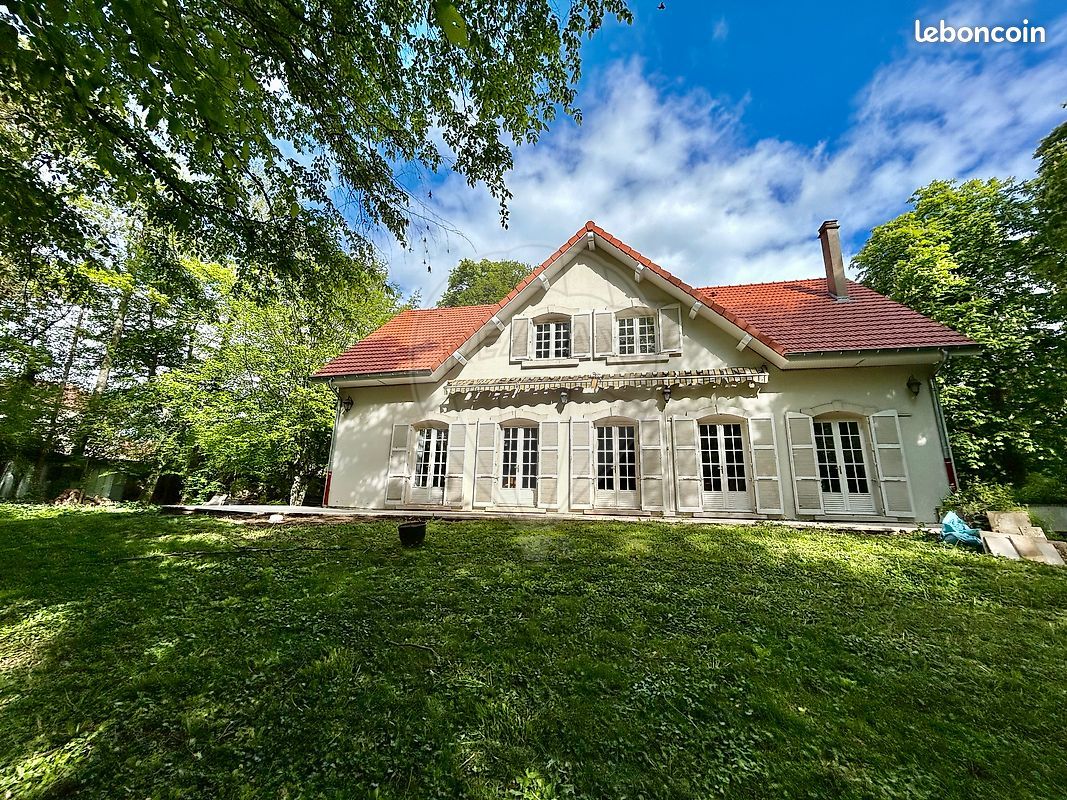 5 chambres Maison à Pont-à-Mousson, France No. 244520