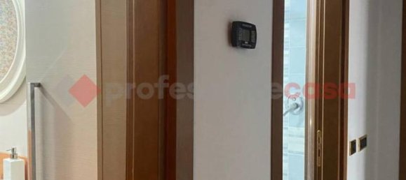 4غرفة شقة في Roccapiemonte, Italy رقم 7552 8