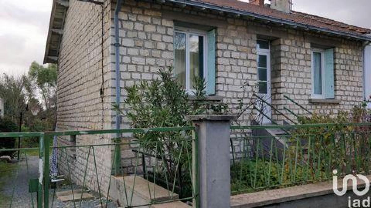 Дом с 3 спальнями в Ньор, Франция № 29298