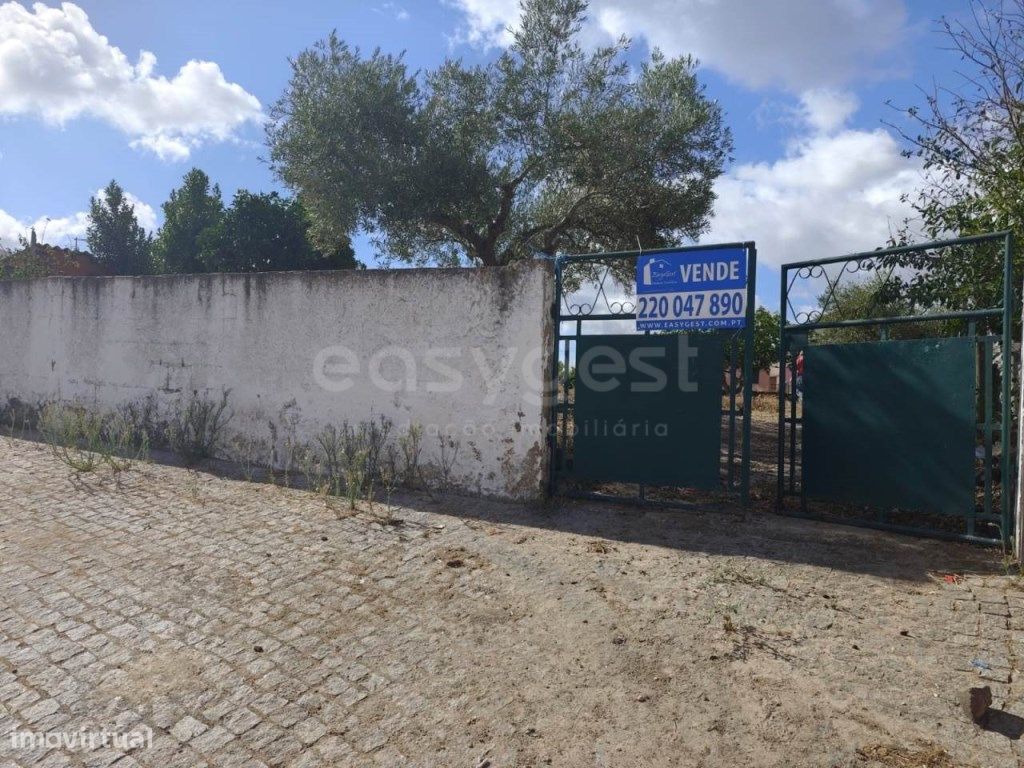 Grundstück in Figueira dos Cavaleiros, Portugal 492m², Nr. 344770