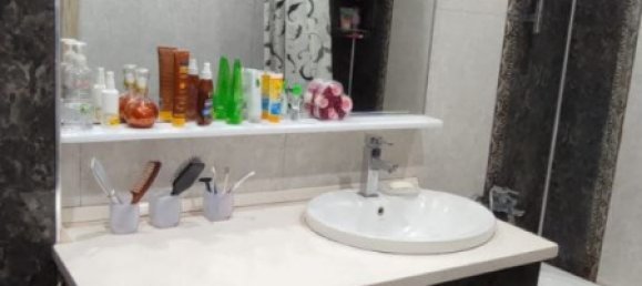 Apartamento de 3 dormitorios en Nasimi, Azerbaijan No. 2327 10