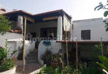 3 bedrooms Villa in Lipari, Italy No. 37959