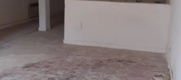 2 Schlafzimmer Haus in Saint-Pierre-le-Moutier, France, Nr. 355302 5