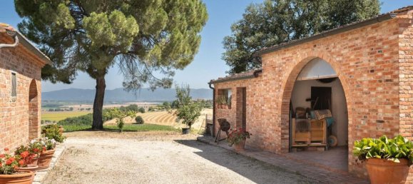 Casa de 4 dormitorios en Cortona, Italy No. 53535 4