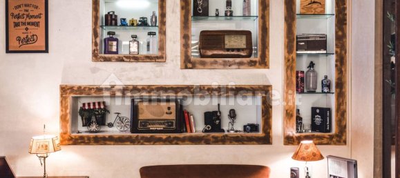 2 rooms Commercial property in Rome, Italy No. 311799 4