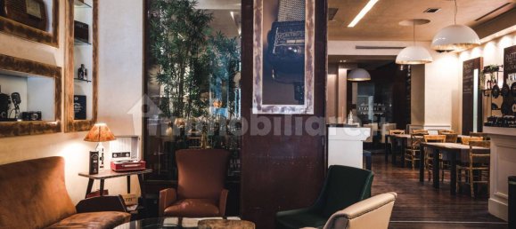 2 rooms Commercial property in Rome, Italy No. 311799 6