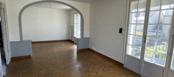 4 Schlafzimmer Haus in Chalette-sur-Loing, France, Nr. 265656 10