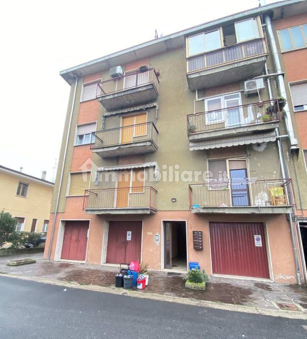 2 chambres Appartement à Marmirolo, Italy No. 374296