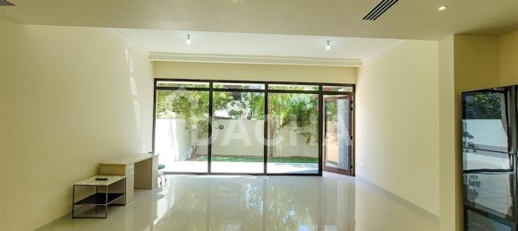 Villa T3 em DAMAC Hills (Akoya by DAMAC), UAE N.º 27328 2