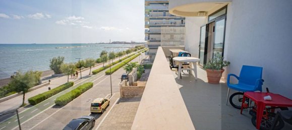 4 rooms Apartment in Bari, Italy No. 28735 41