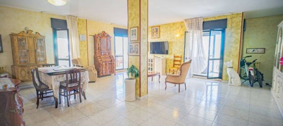 4 rooms Apartment in Bari, Italy No. 28735 22