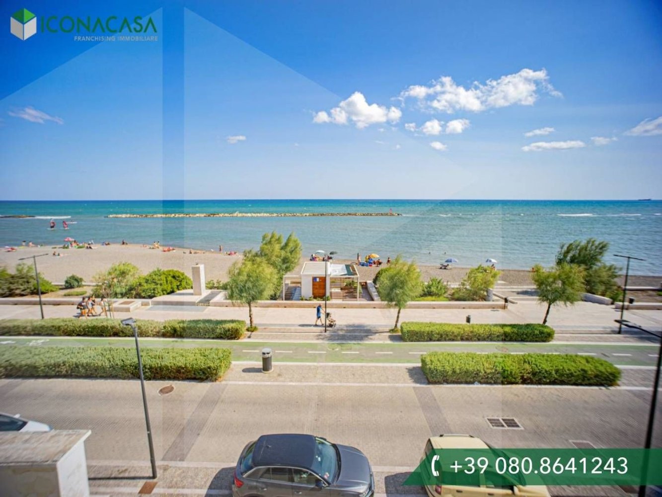 4 rooms Apartment in Bari, Italy No. 28735