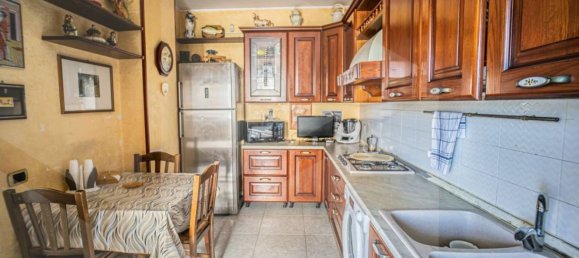 4 rooms Apartment in Bari, Italy No. 28735 14
