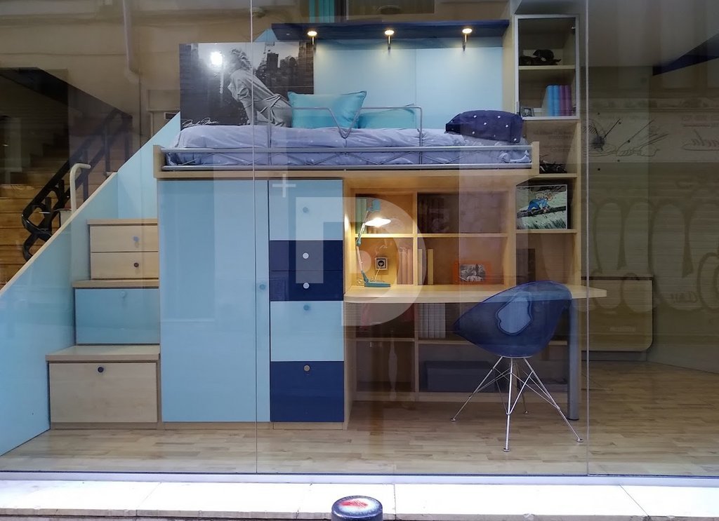 395m² Shop in Gracia, Spain No. 294072