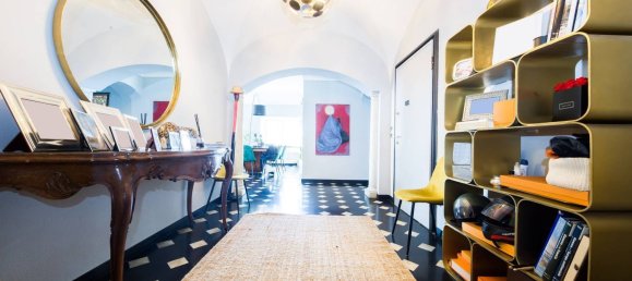 9 rooms Apartment in Genoa, Italy No. 180900 6