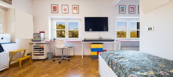 9 rooms Apartment in Genoa, Italy No. 180900 12