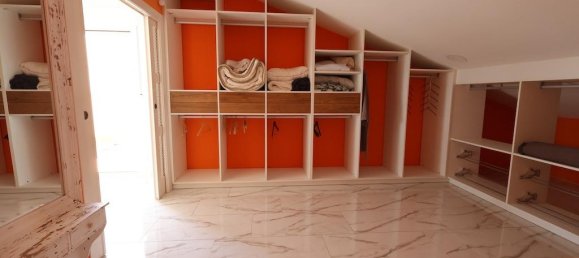 4 Schlafzimmer Wohnung in Villamartin, Spain, Nr. 365617 8