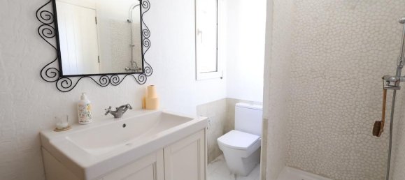 4 Schlafzimmer Wohnung in Villamartin, Spain, Nr. 365617 6