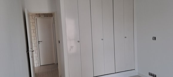 1 bedroom Apartment in Villejuif, France No. 283045 6