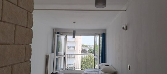 1 bedroom Apartment in Villejuif, France No. 283045 3