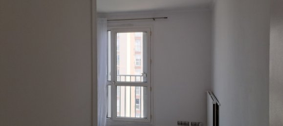 1 bedroom Apartment in Villejuif, France No. 283045 5
