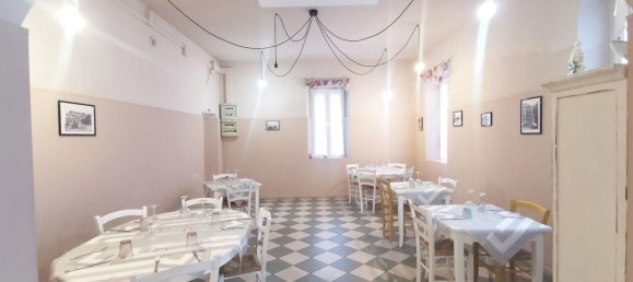 Коммерческая недвижимость с 5 комнатами в Монтодине, Италия № 92683 4