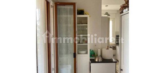 4 bedrooms Apartment in Rome, Italy No. 44143 22