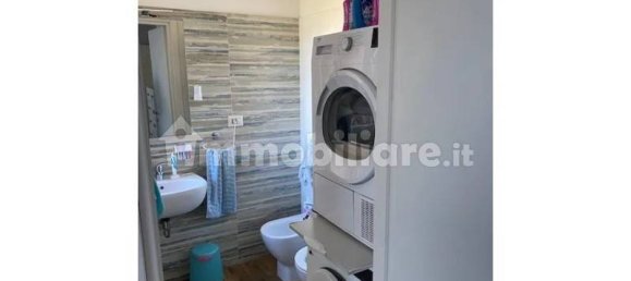 4 bedrooms Apartment in Rome, Italy No. 44143 26