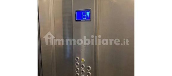 4 bedrooms Apartment in Rome, Italy No. 44143 4