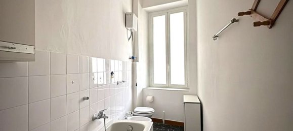 4-salle Appartement à Ventimiglia, Italy No. 199225 10