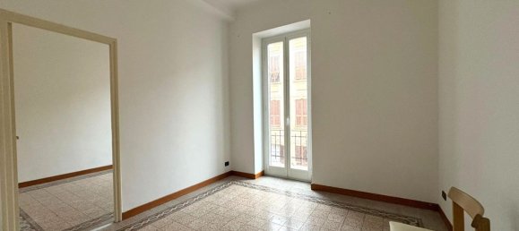 4-salle Appartement à Ventimiglia, Italy No. 199225 11