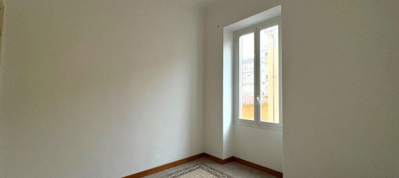4-salle Appartement à Ventimiglia, Italy No. 199225 12