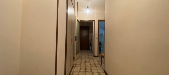 5 rooms Apartment in Turin, Italy No. 53274 76