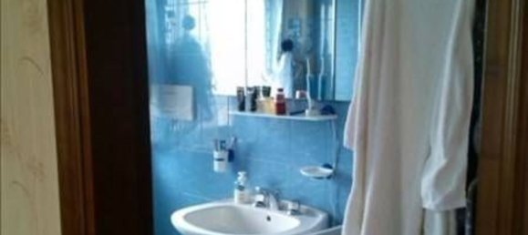 8-salle Appartement à Spoltore, Italy No. 28318 5