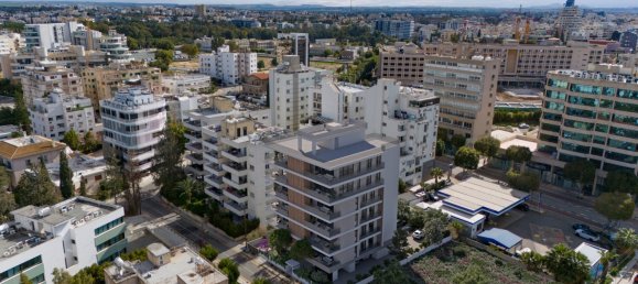 3 bedrooms Apartment in Nicosia, Cyprus No. 33485 4