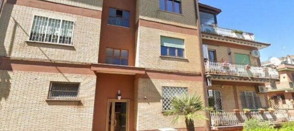 Apartamento de 4 dormitorios en Rome, Italy No. 378124 2