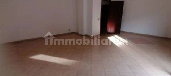 Квартира с 4 спальнями в Маскали, Италия № 136270 4