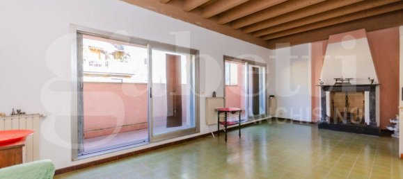 5 bedrooms Villa in Milan, Italy No. 314110 22