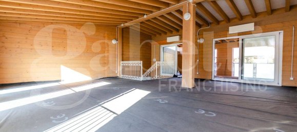 5 bedrooms Villa in Milan, Italy No. 314110 25