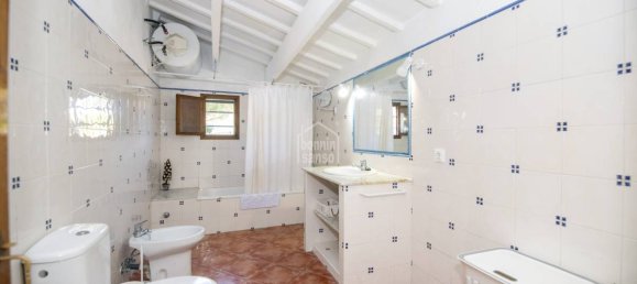 Villa de 4 dormitorios en Mahon, Spain No. 3748 7