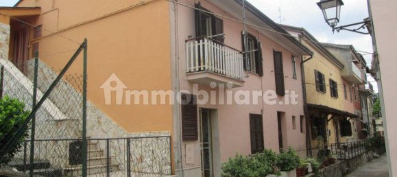 2 Schlafzimmer Haus in Ceccano, Italy, Nr. 125349 9