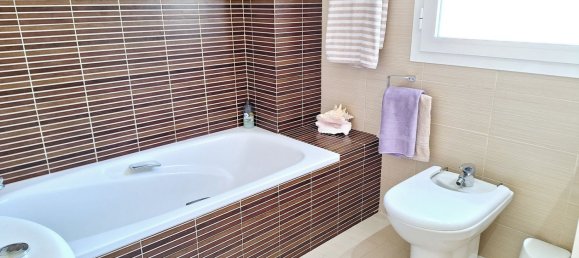 Apartamento de 2 dormitorios en Casares, Spain No. 146164 14