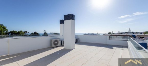 Apartamento de 3 dormitorios en Albufeira, Portugal No. 135212 4