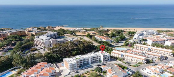 Apartamento de 3 dormitorios en Albufeira, Portugal No. 135212 23